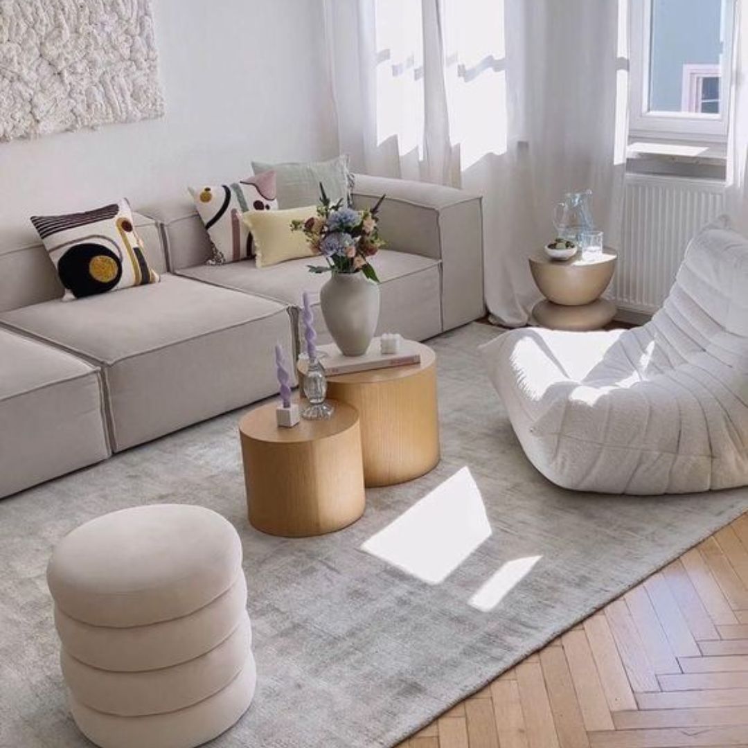 HOW TO USE A POUFFE AT HOME - The Pure Concept Home